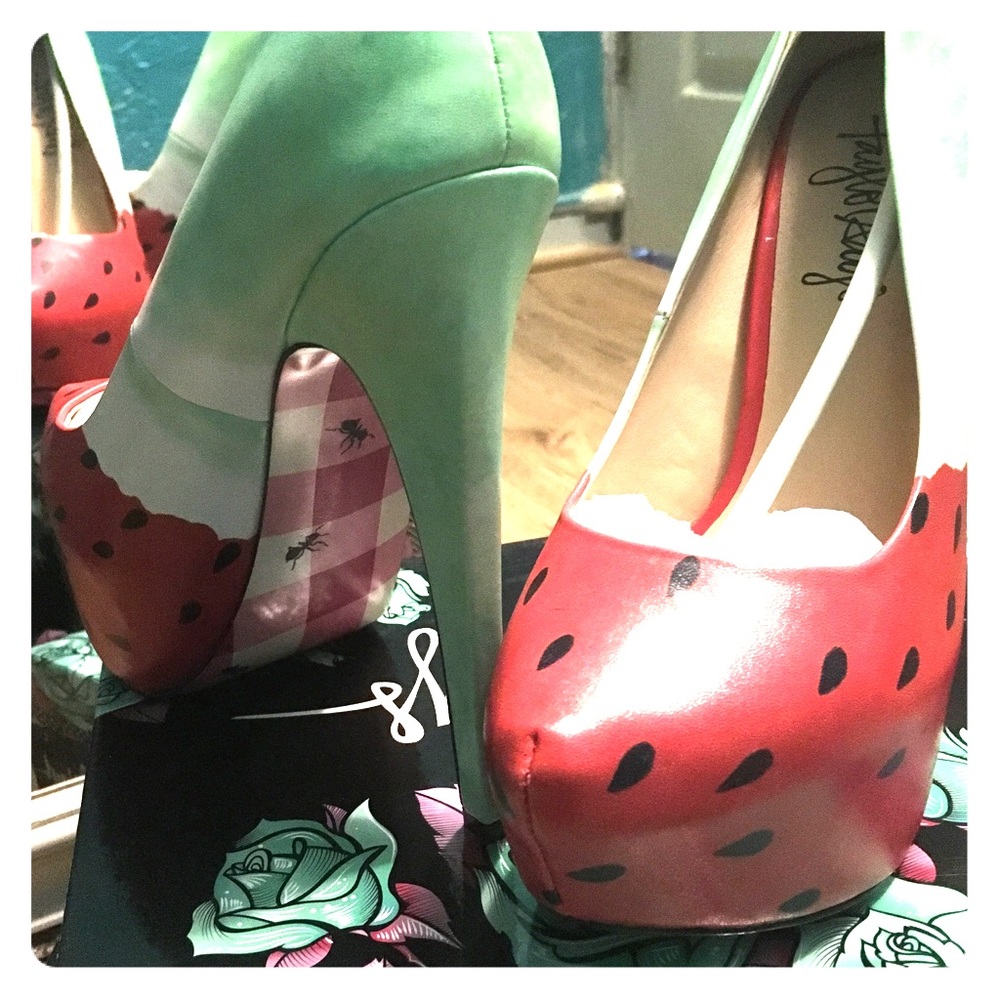 TaylorSays Jubilee 8 watermelon shoes